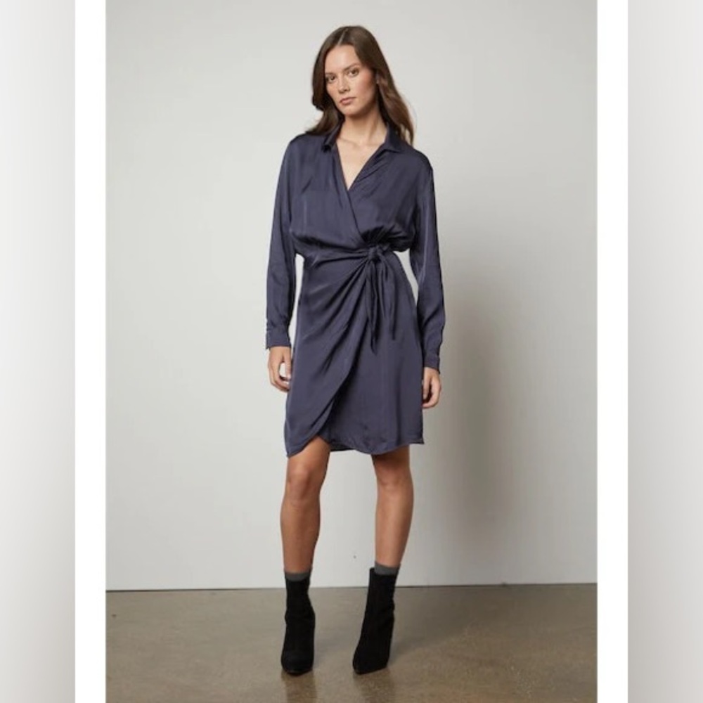 NWT-Velvet by Graham & Spencer -Navy Juni wrap dress.